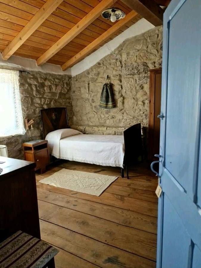 Hotel Sa domu de ziu Antoneddu Tuili Esterno foto