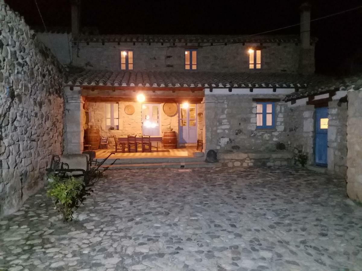 Hotel Sa domu de ziu Antoneddu Tuili Esterno foto