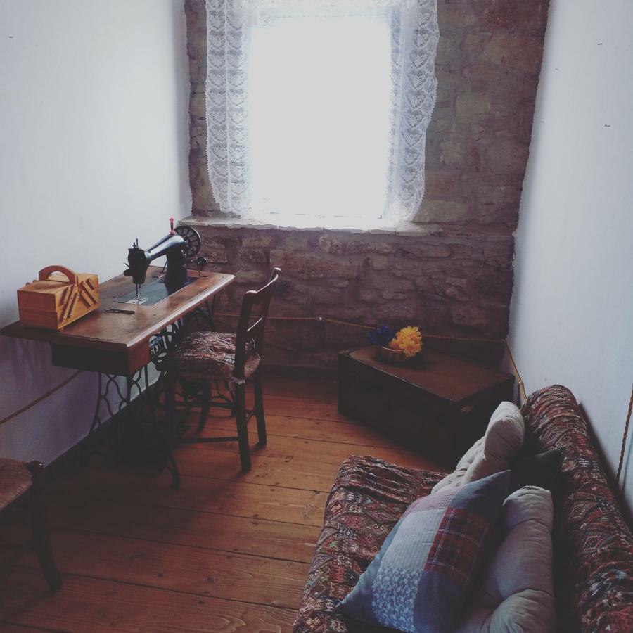 Hotel Sa domu de ziu Antoneddu Tuili Esterno foto