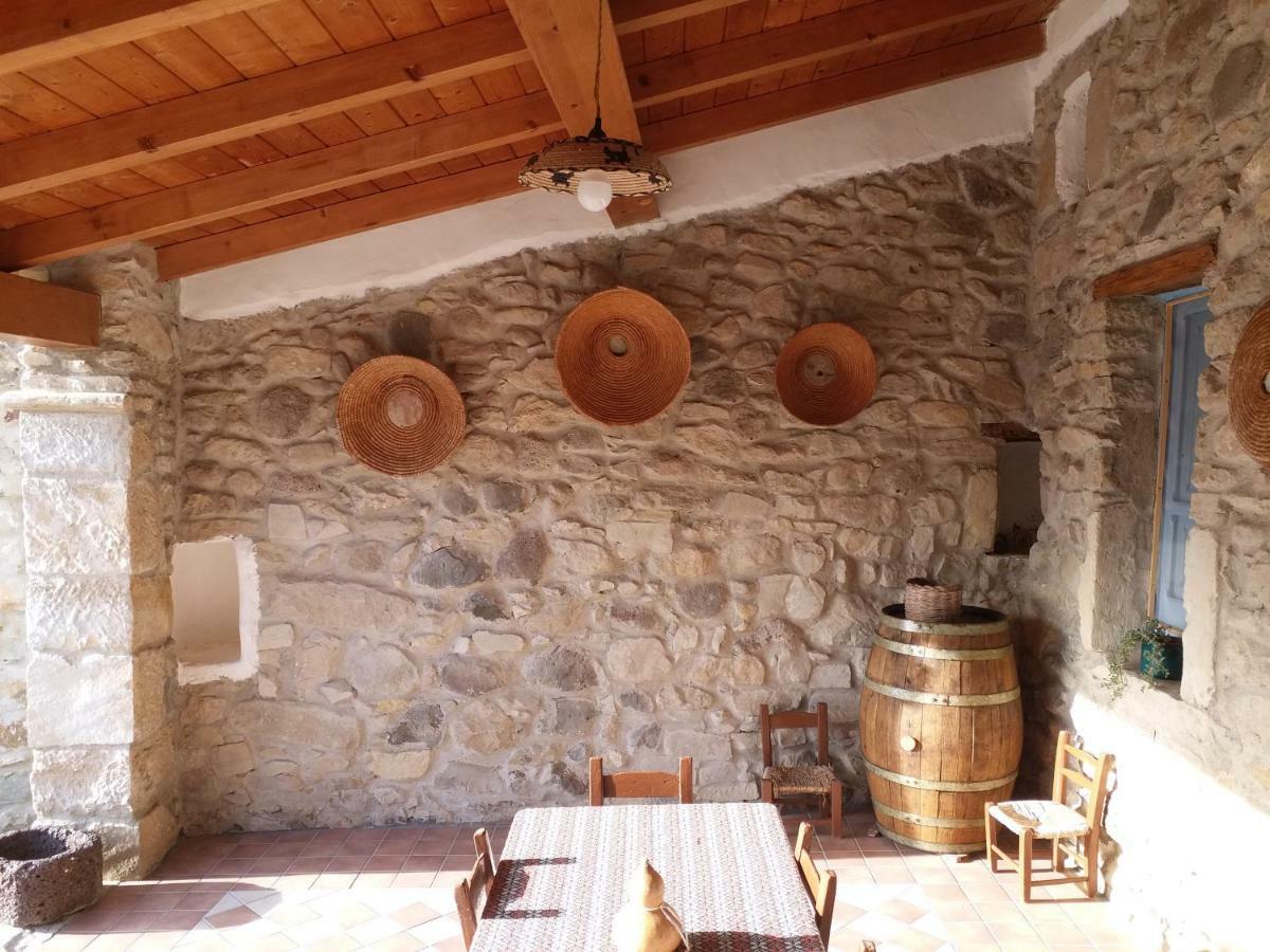 Hotel Sa domu de ziu Antoneddu Tuili Esterno foto