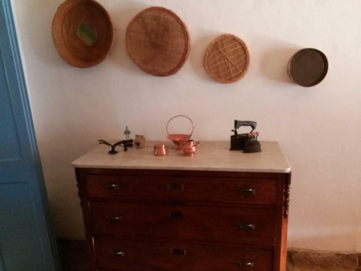 Hotel Sa domu de ziu Antoneddu Tuili Esterno foto