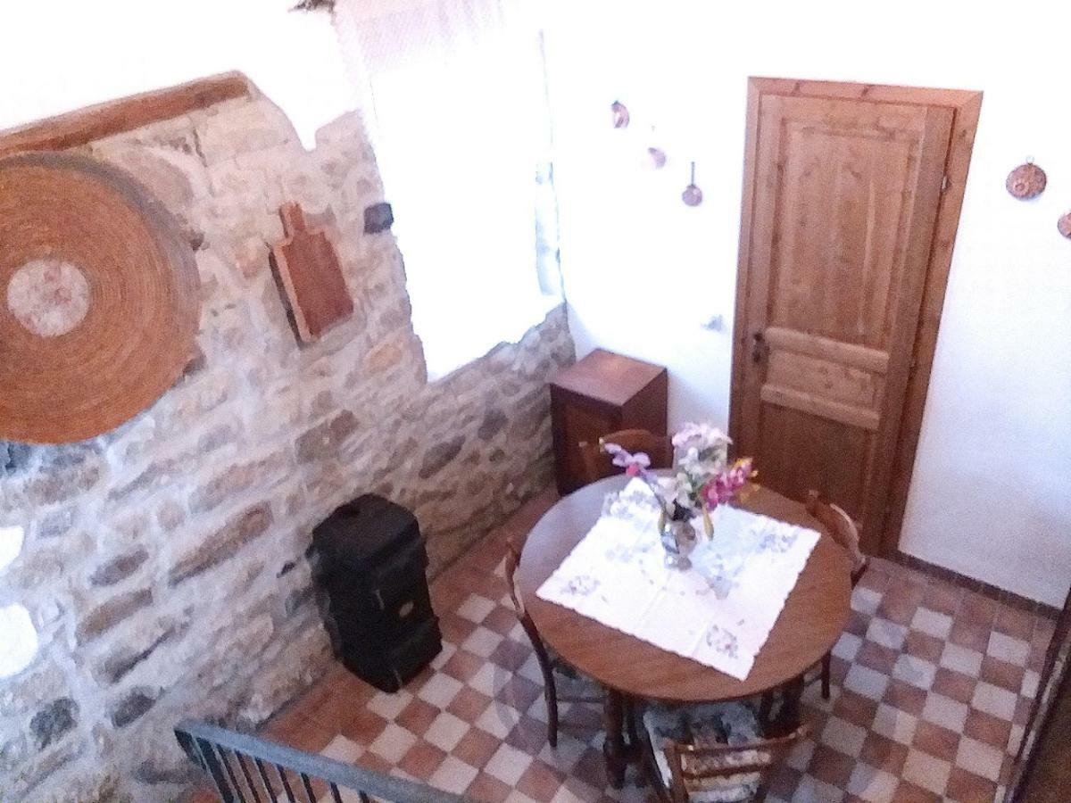 Hotel Sa domu de ziu Antoneddu Tuili Esterno foto