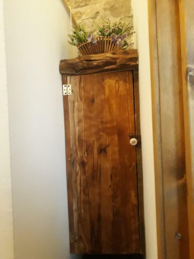 Hotel Sa domu de ziu Antoneddu Tuili Esterno foto