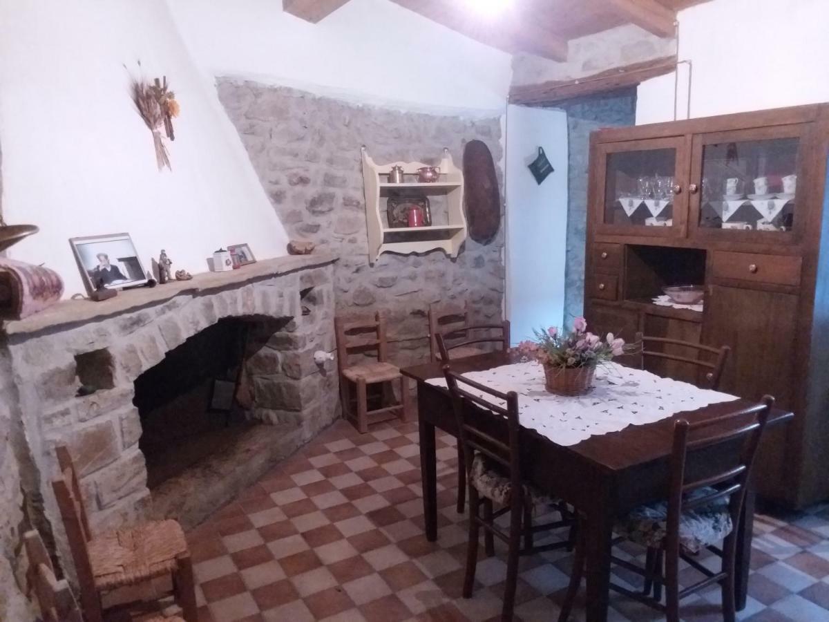 Hotel Sa domu de ziu Antoneddu Tuili Esterno foto